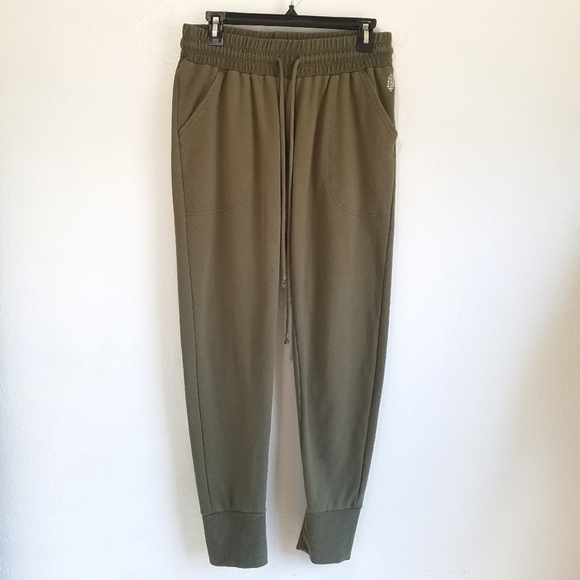 🌸 Free People | Olive Cozy Joggers‎ M - Picture 3 of 10